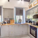 3 Bed In Oc-t30197 * Richmond (North Yorkshire)